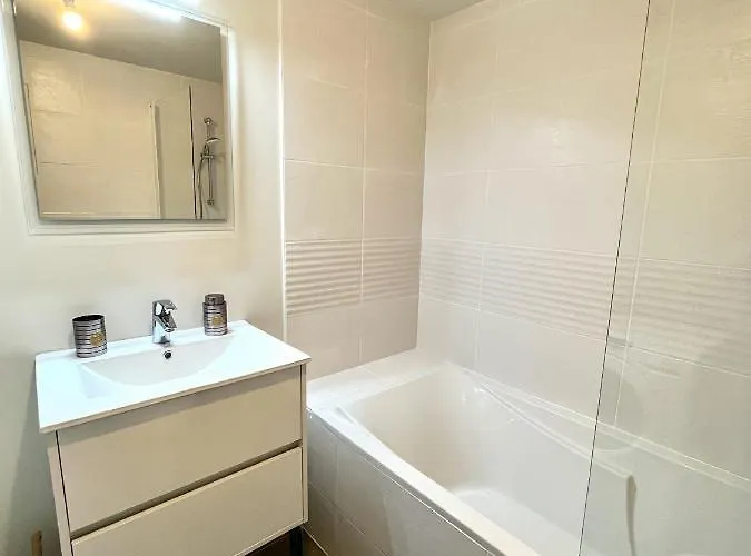 Subra Yourhosthelper 公寓