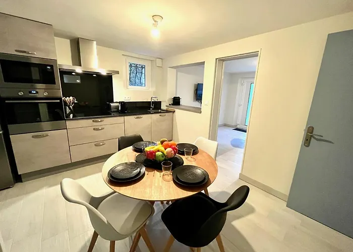 Subra Yourhosthelper 公寓 *